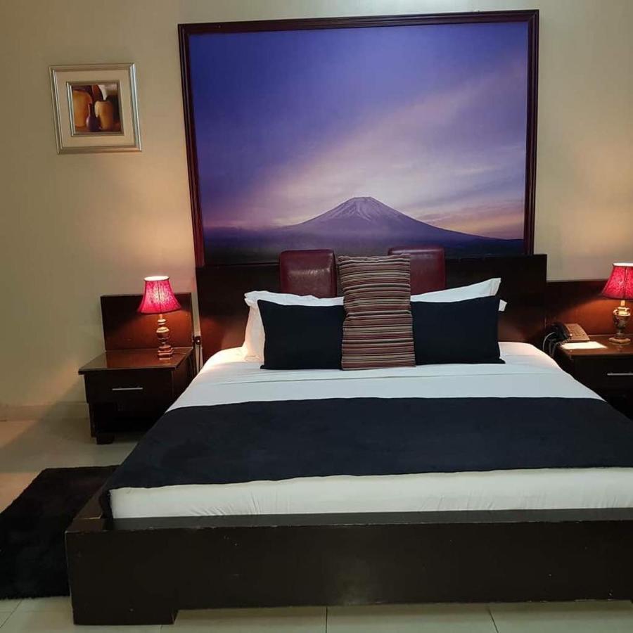 Apartment Royale Hotel & Suite لاغوس المظهر الخارجي الصورة