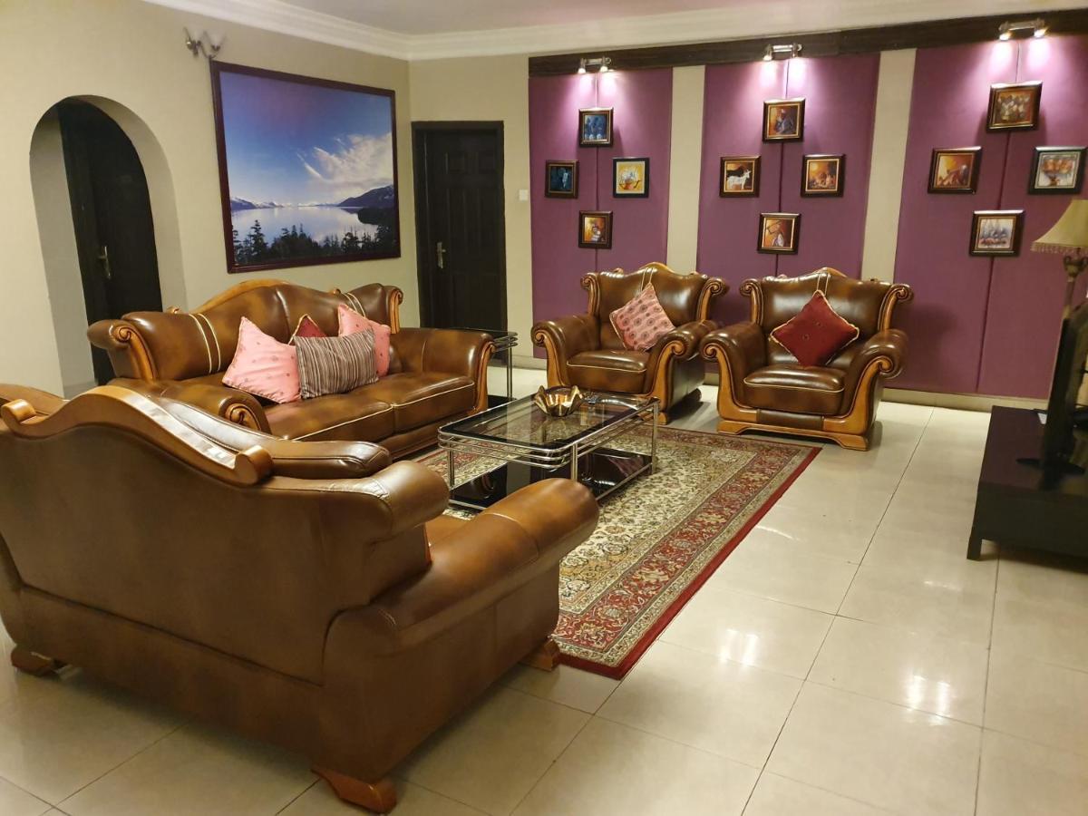 Apartment Royale Hotel & Suite لاغوس المظهر الخارجي الصورة